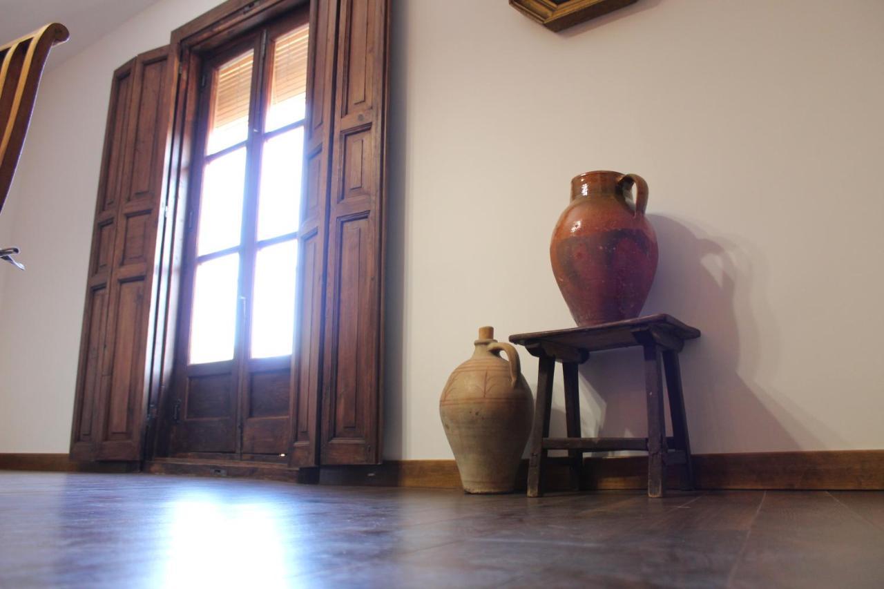 Apartamentos Rurales 'Los Soportales' Tendilla Экстерьер фото