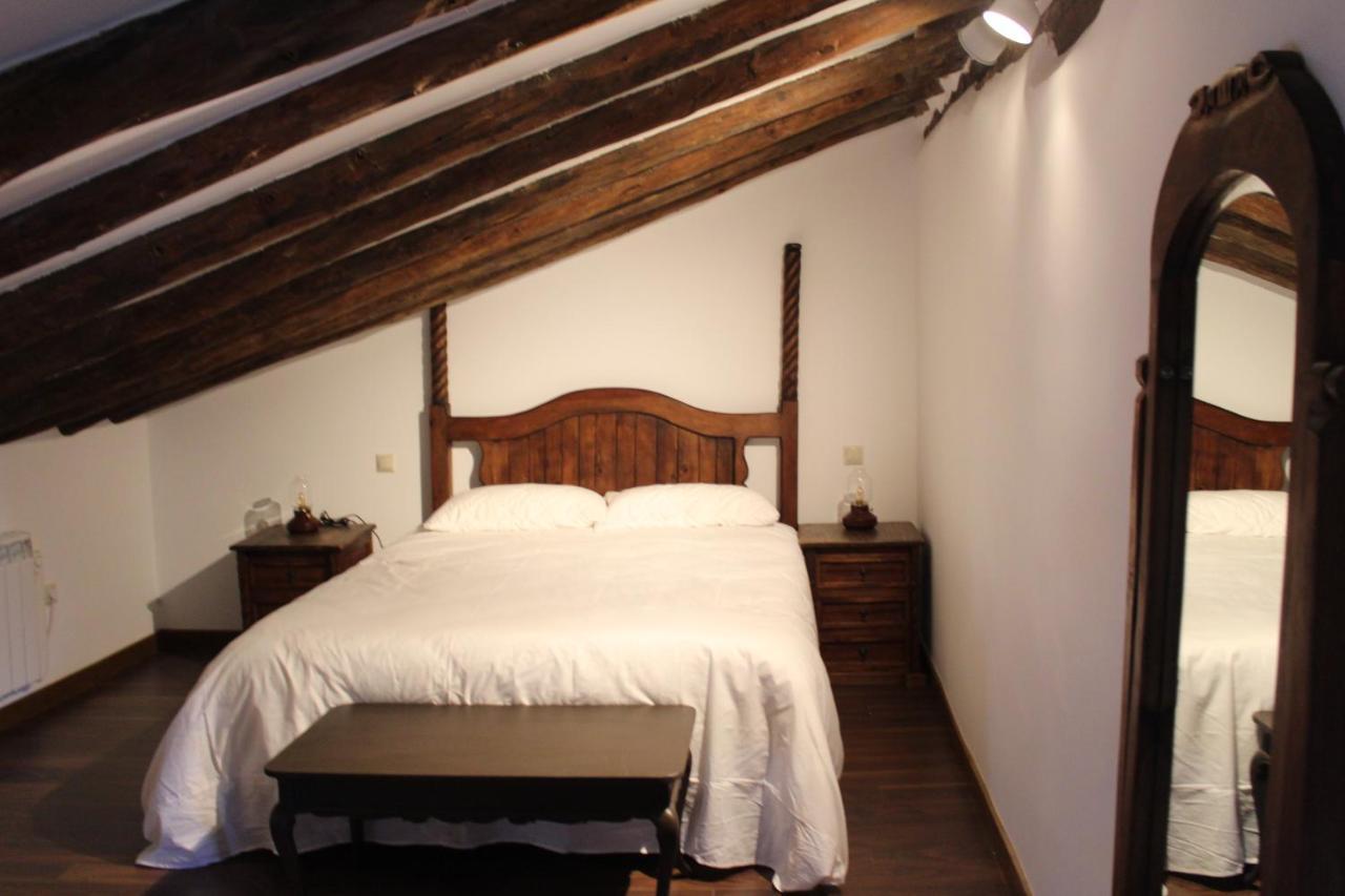 Apartamentos Rurales 'Los Soportales' Tendilla Экстерьер фото